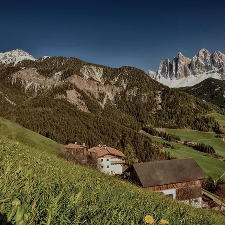 Putzerhof Ξενοδοχείο με διαμερίσματα Funes (Bolzano)