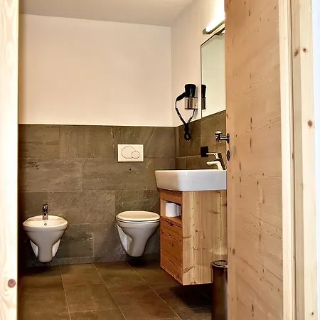 Putzerhof 3* Funes (Bolzano)
