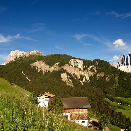 Putzerhof 3* Funes (Bolzano)